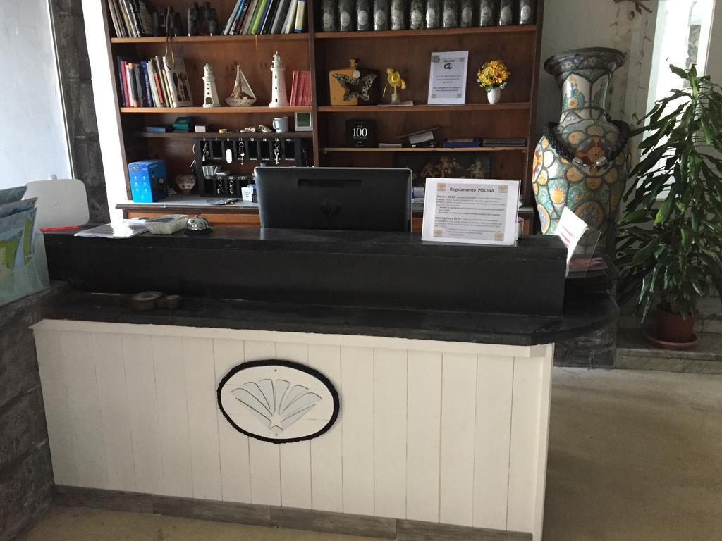 斯特拉马里斯度假酒店 卡莫利 外观 照片